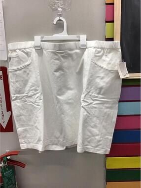 Dream jeannes Quacker factory stretch jean skort 3X white stretch new from QVC